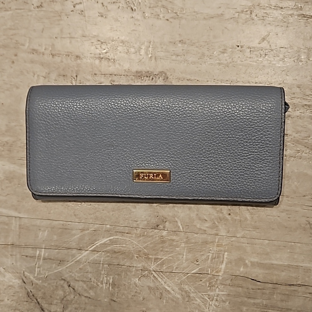 💕FURLA💕 Pebbled Leather Continental Long Wallet ~ Blue